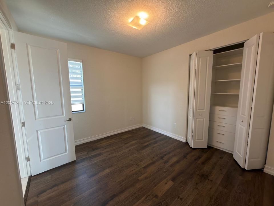 В аренду: $5,750 (3 спален, 2 ванн, 2765 Квадратных фут)