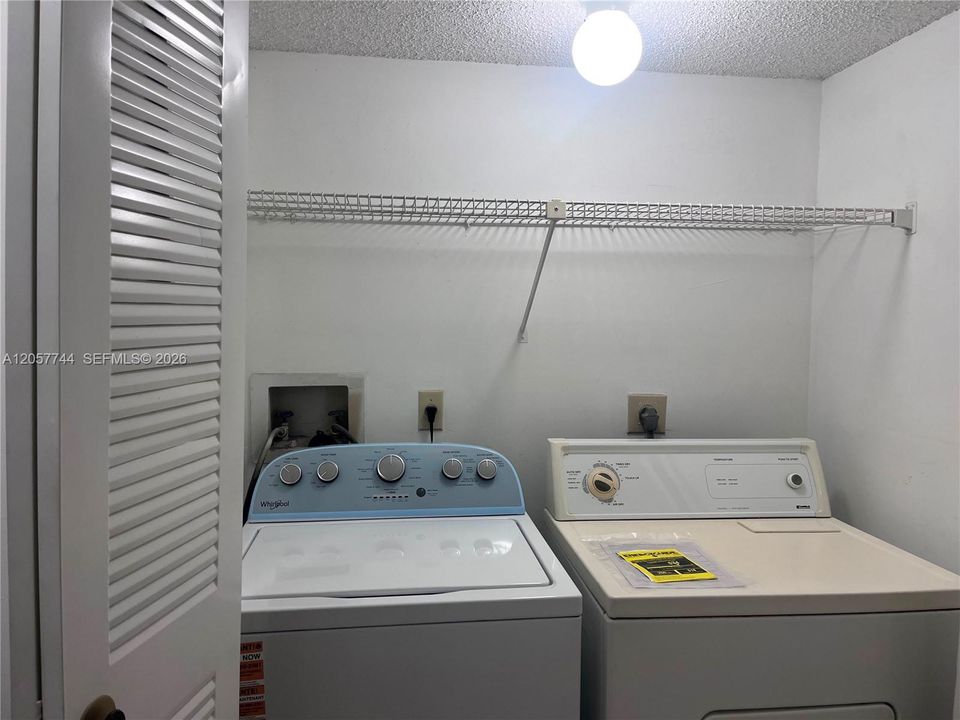 В аренду: $2,600 (3 спален, 2 ванн, 1100 Квадратных фут)