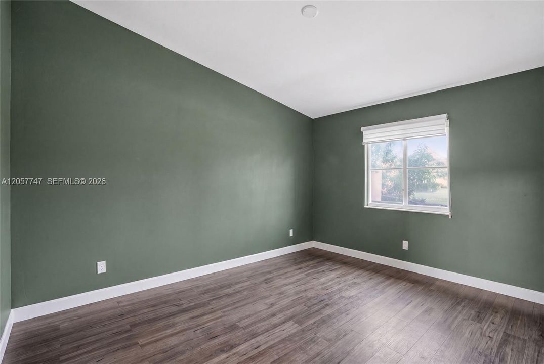 For Sale: $499,900 (3 beds, 2 baths, 1144 Square Feet)