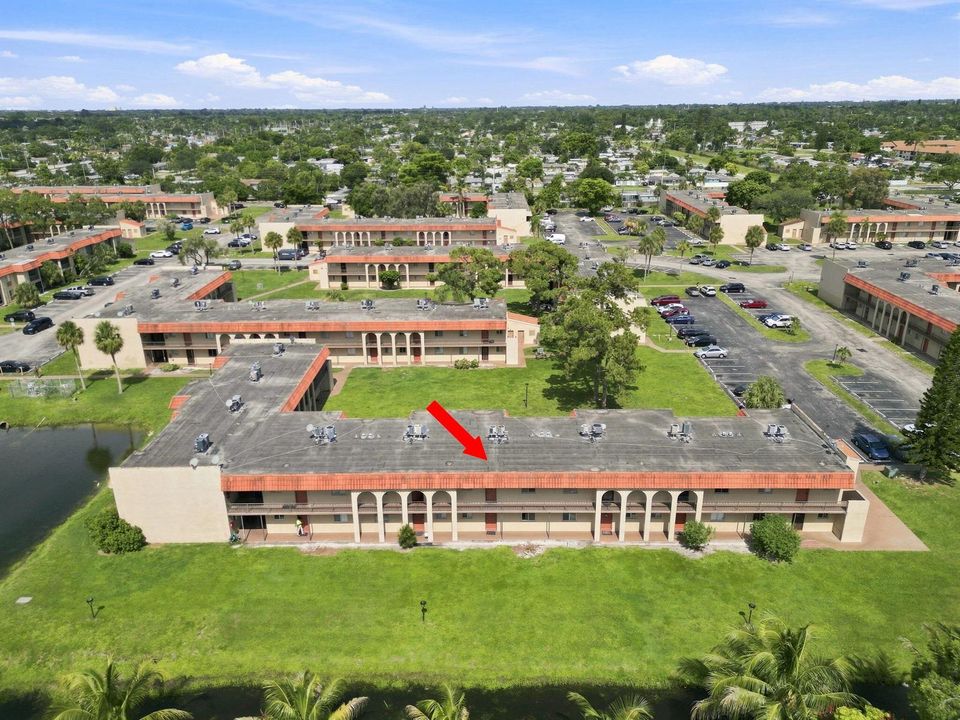 35-web-or-mls-6106_Forest_Hill_Boulevard