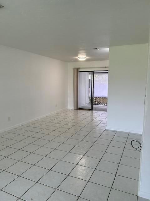 12447 Westhampton Circle lr