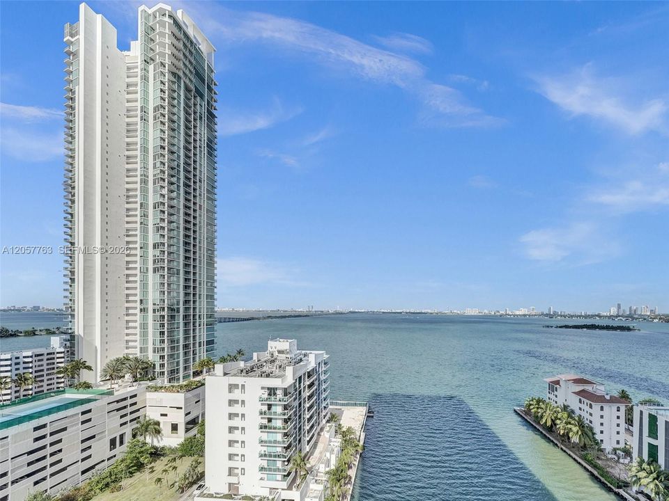 Active With Contract: $6,250 (2 beds, 2 baths, 1311 Square Feet)
