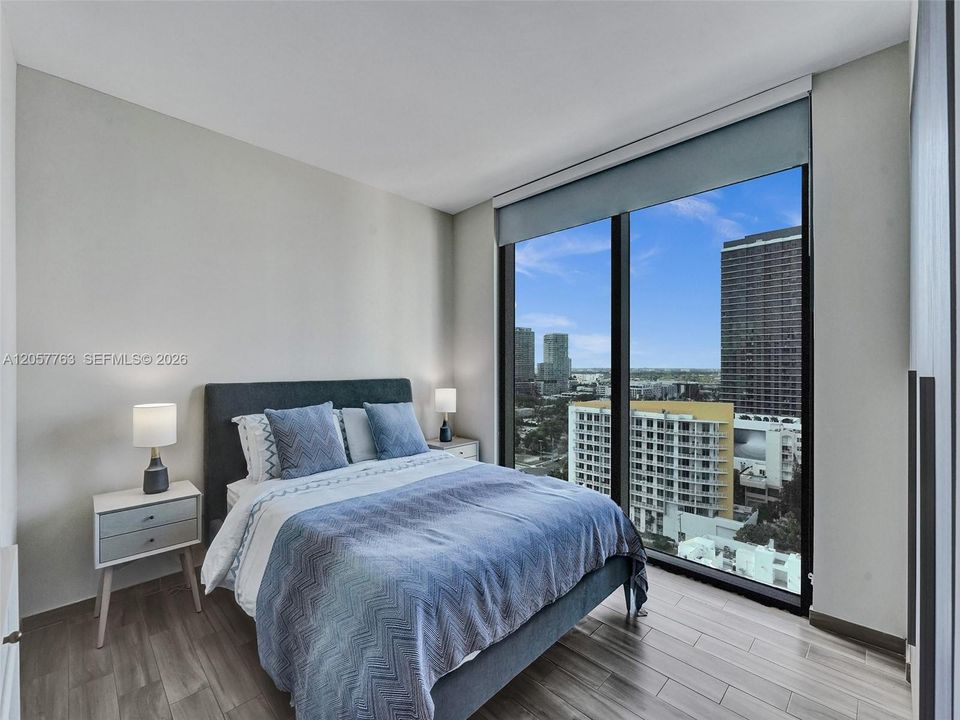 Active With Contract: $6,250 (2 beds, 2 baths, 1311 Square Feet)