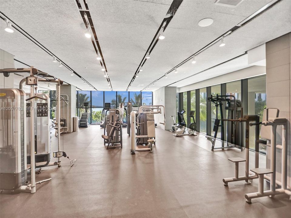 Active With Contract: $6,250 (2 beds, 2 baths, 1311 Square Feet)
