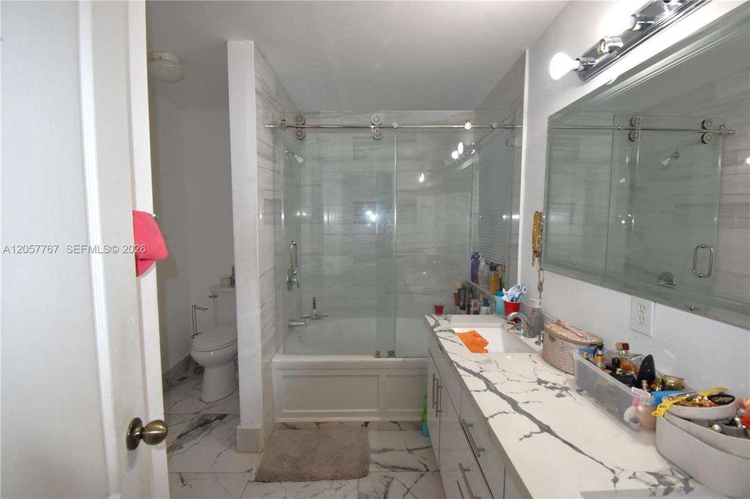 На продажу: $529,900 (4 спален, 2 ванн, 1650 Квадратных фут)