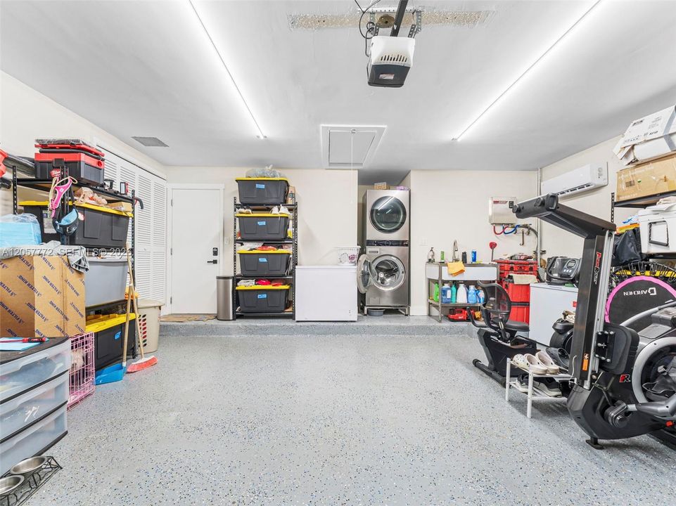 На продажу: $849,999 (4 спален, 2 ванн, 1908 Квадратных фут)