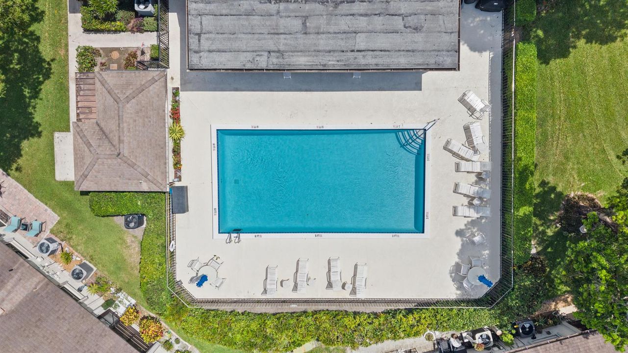 33_bb + pool 01