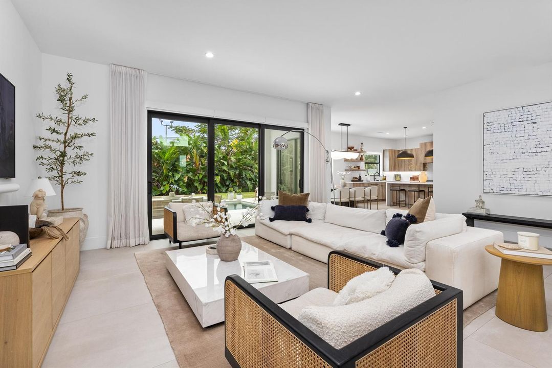 Living Area 2