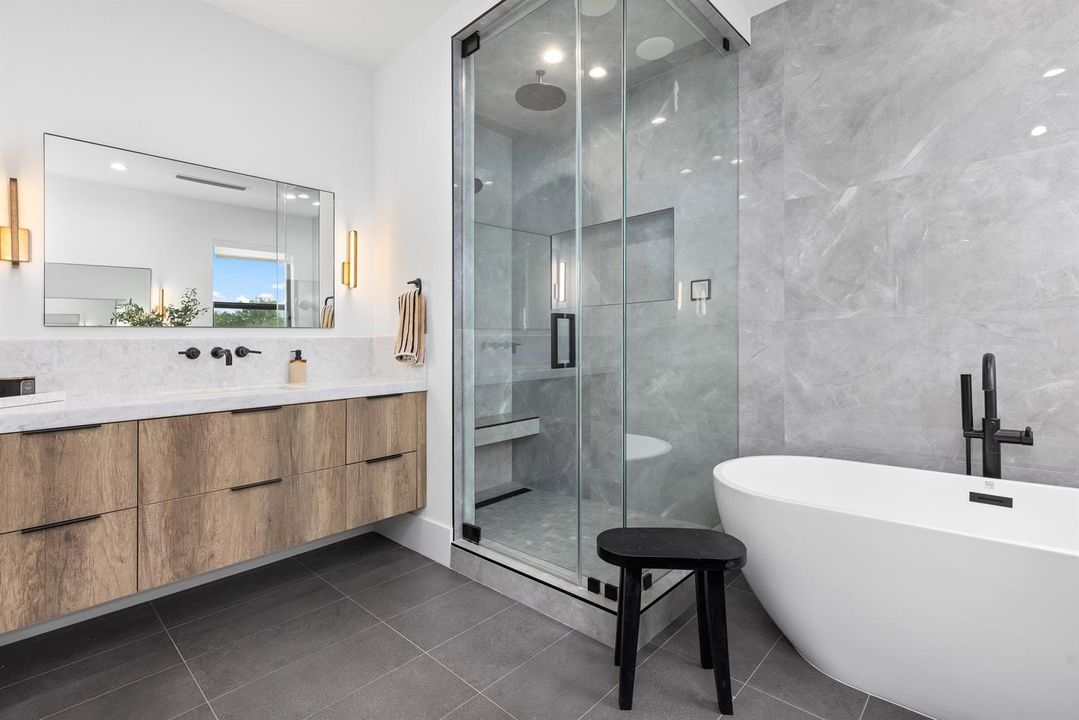 Master Bath 1