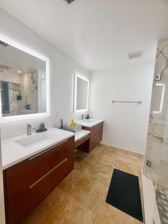 В аренду: $6,400 (5 спален, 3 ванн, 2072 Квадратных фут)