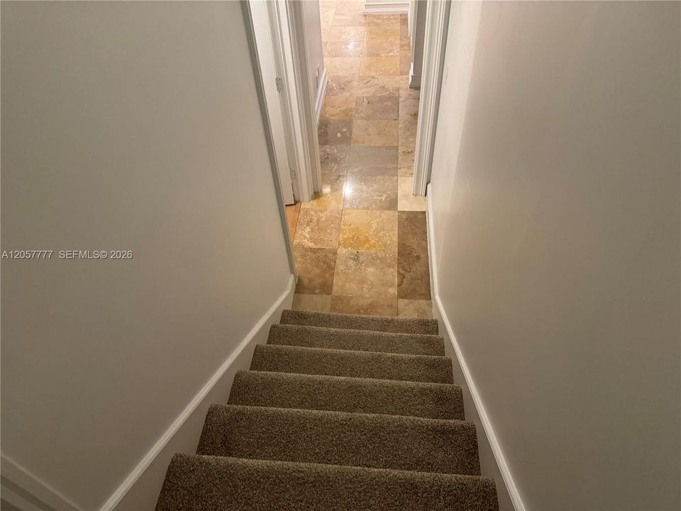 В аренду: $6,400 (5 спален, 3 ванн, 2072 Квадратных фут)