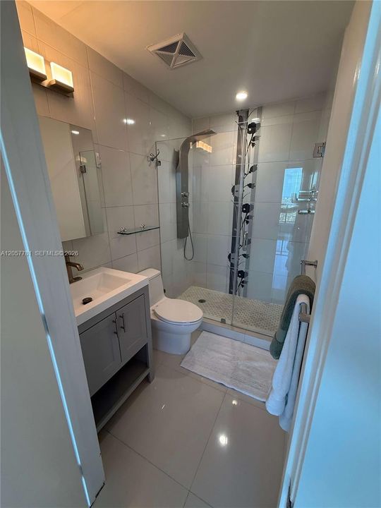 В аренду: $5,375 (2 спален, 2 ванн, 1148 Квадратных фут)