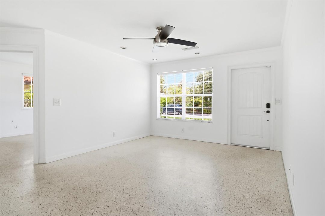 205-RUTLAND-BLVD-33405-006