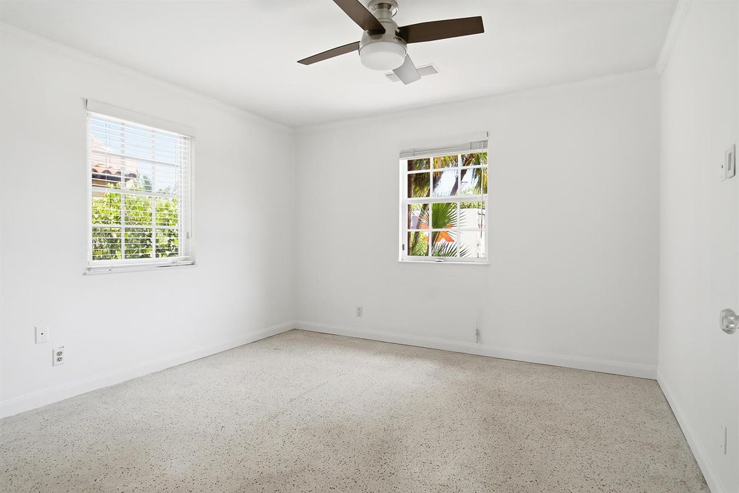 205-RUTLAND-BLVD-33405-022