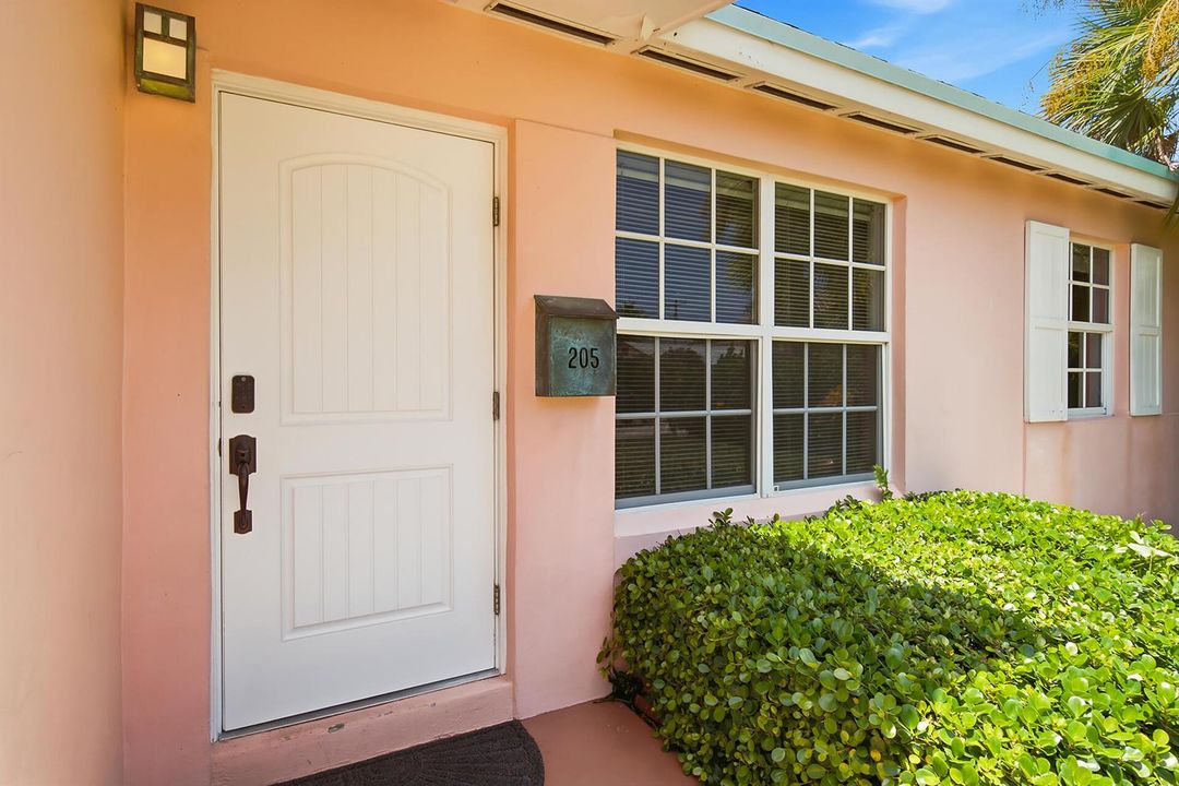 205-RUTLAND-BLVD-33405-003