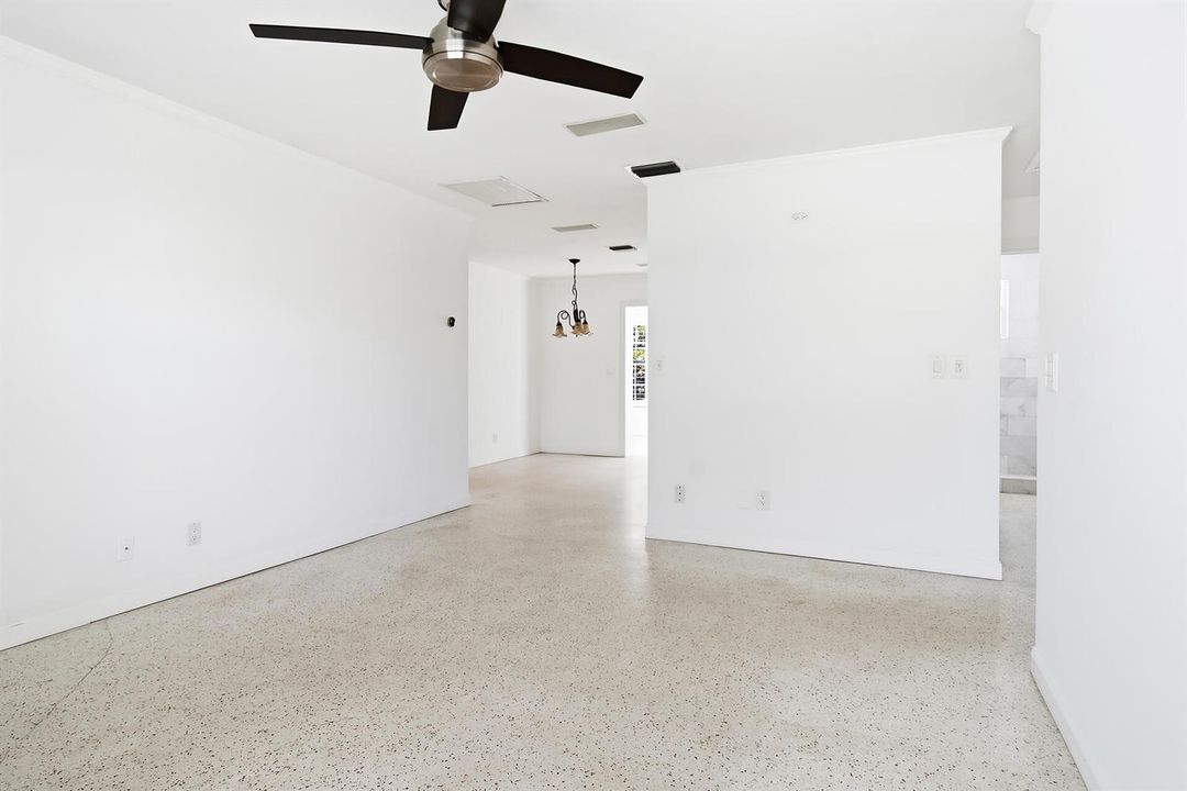 205-RUTLAND-BLVD-33405-005