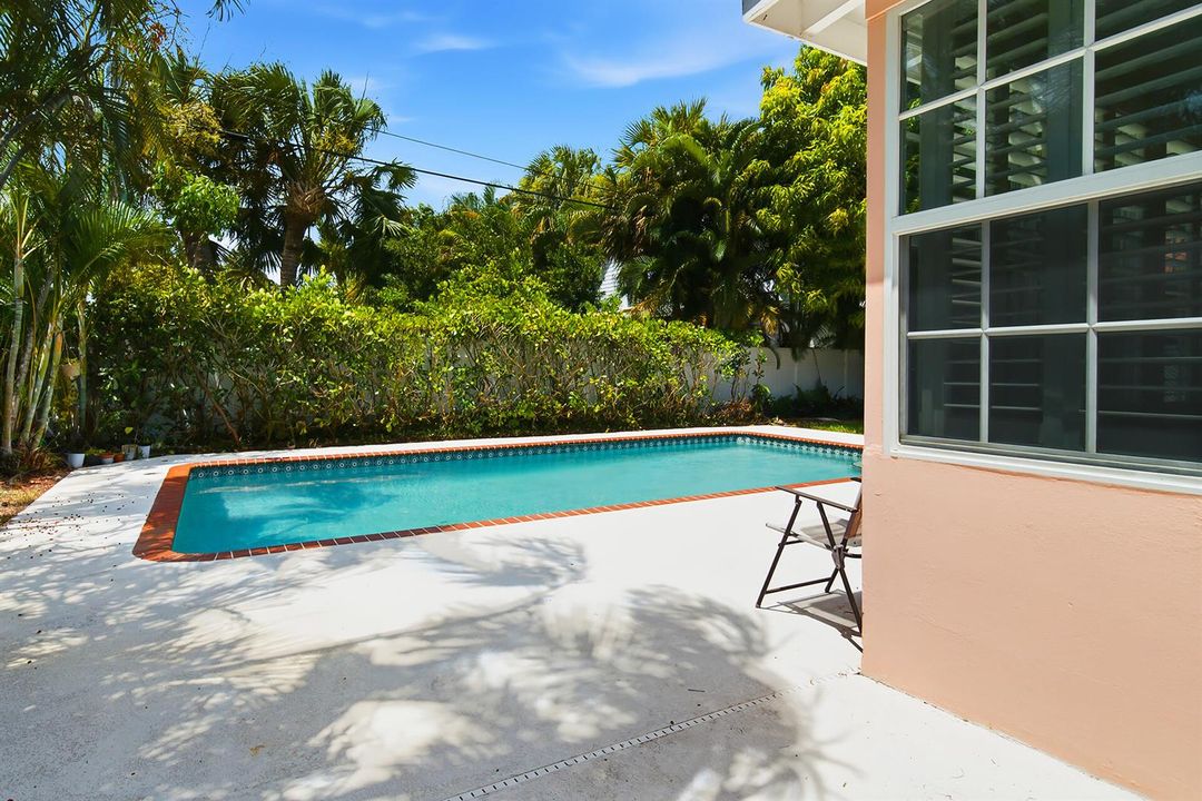205-RUTLAND-BLVD-33405-018
