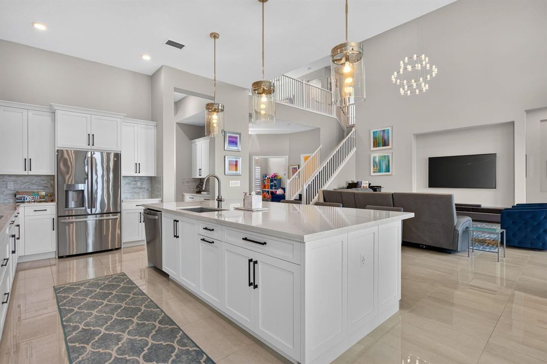 42-web-or-mls-12450-9711