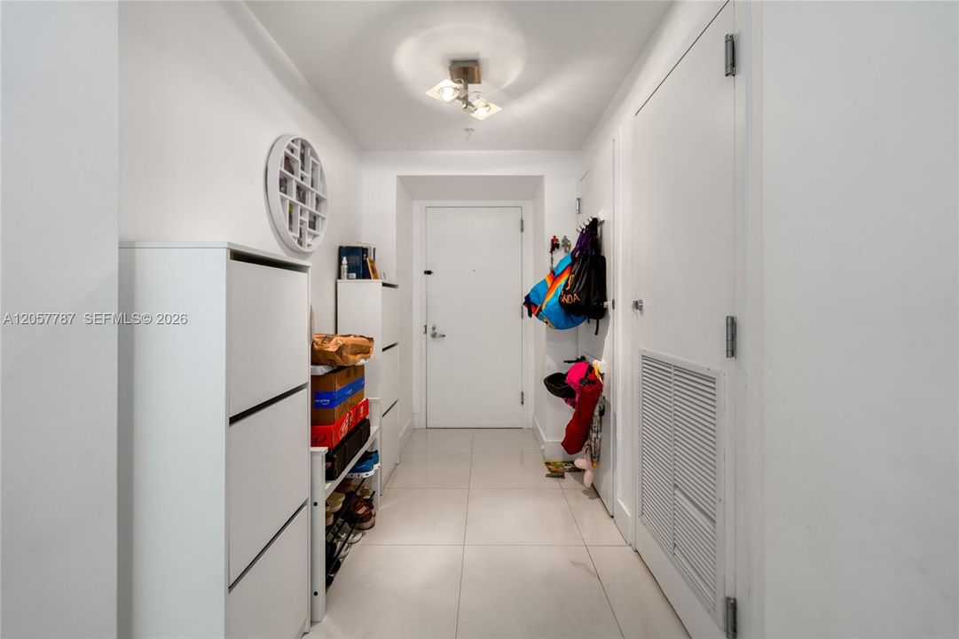 En Renta: $5,900 (3 camas, 3 baños, 1494 Pies cuadrados)