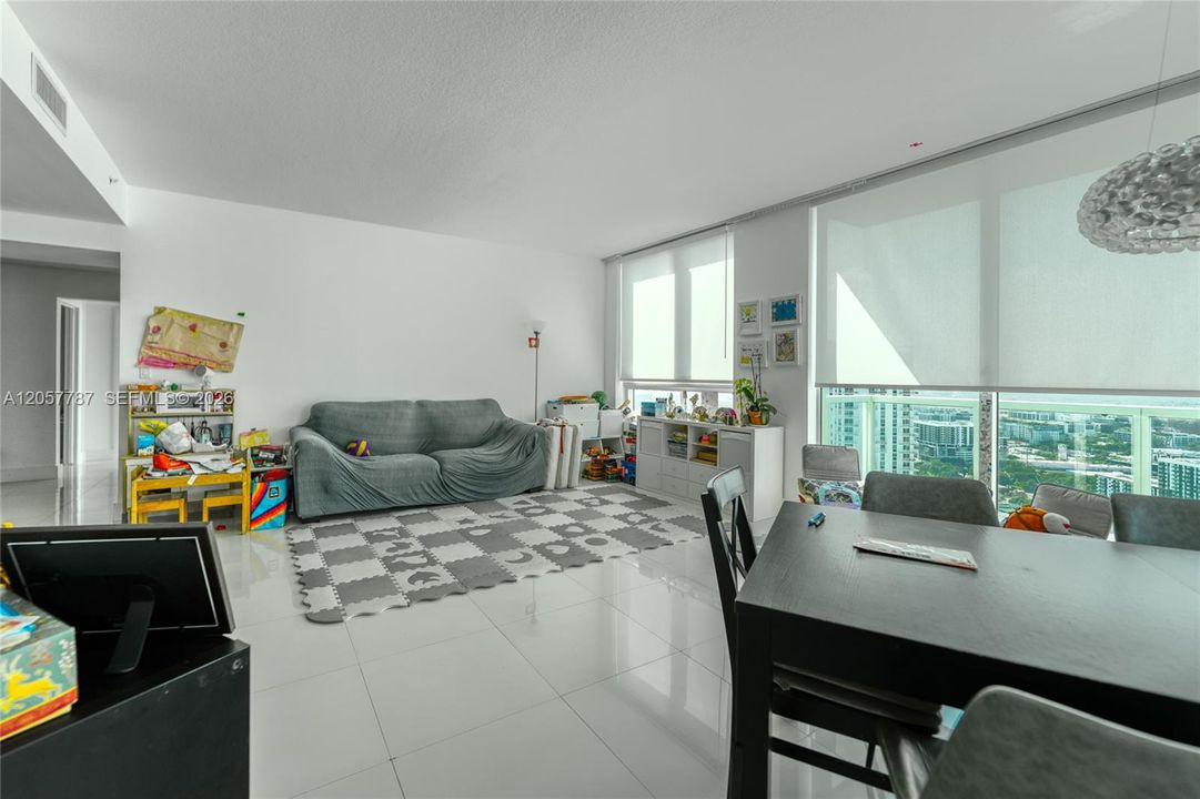 En Renta: $5,900 (3 camas, 3 baños, 1494 Pies cuadrados)