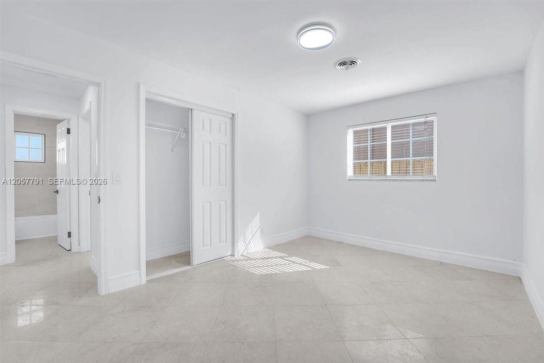 For Sale: $650,000 (3 beds, 2 baths, 1558 Square Feet)