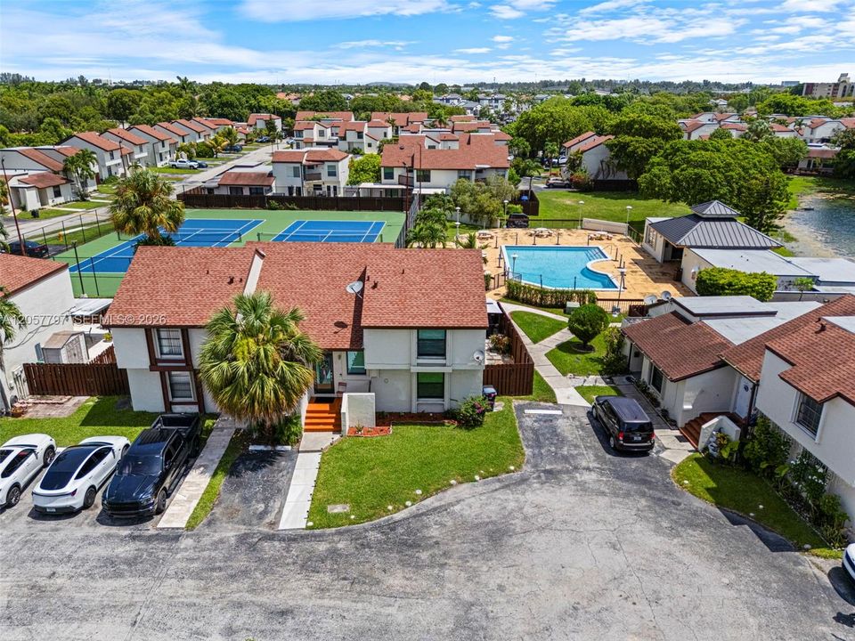 En Venta: $473,000 (3 camas, 2 baños, 1546 Pies cuadrados)