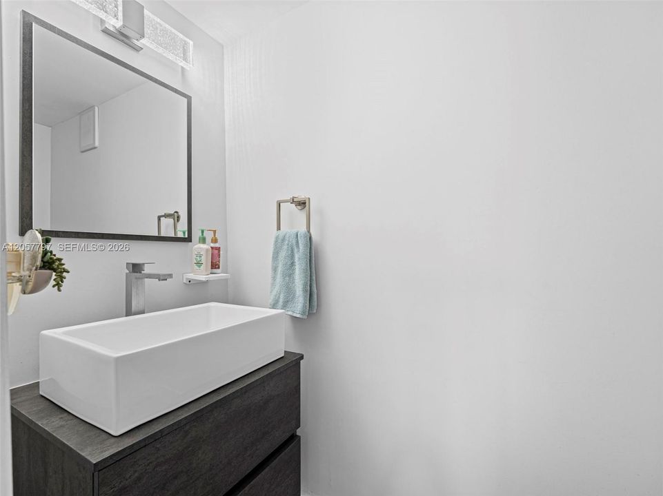 En Venta: $473,000 (3 camas, 2 baños, 1546 Pies cuadrados)