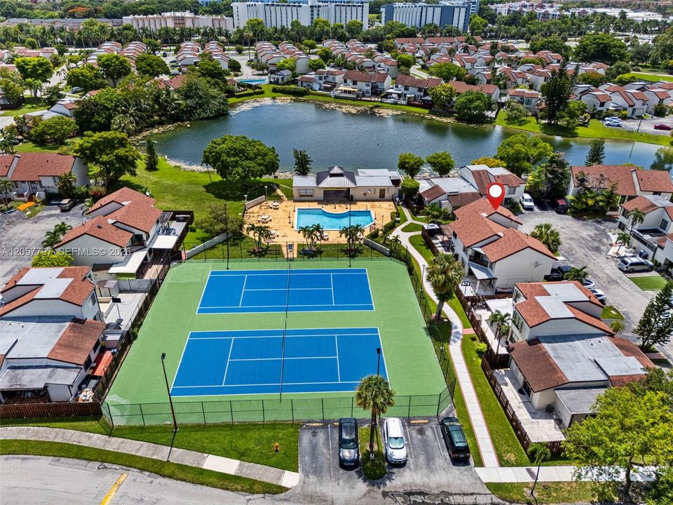 En Venta: $473,000 (3 camas, 2 baños, 1546 Pies cuadrados)