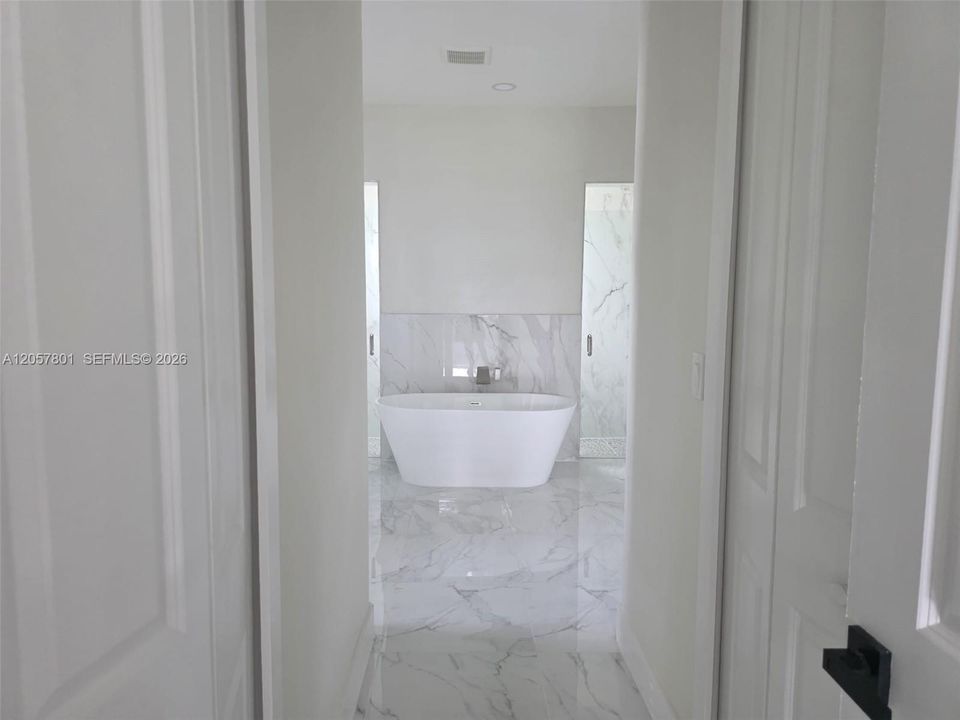 На продажу: $399,900 (4 спален, 3 ванн, 2357 Квадратных фут)