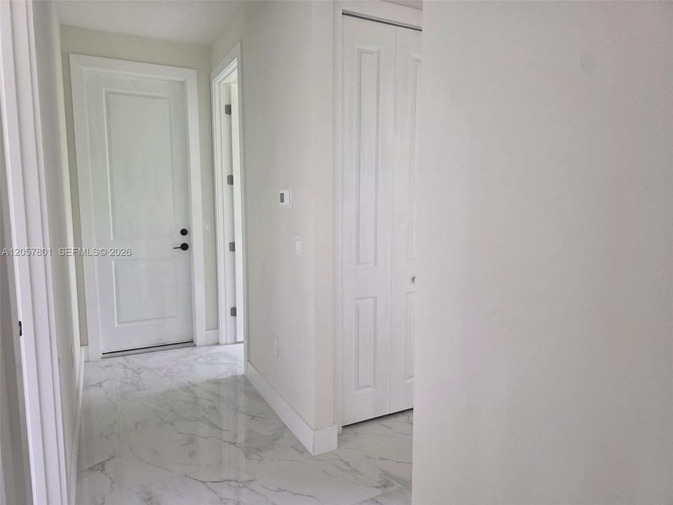 На продажу: $399,900 (4 спален, 3 ванн, 2357 Квадратных фут)