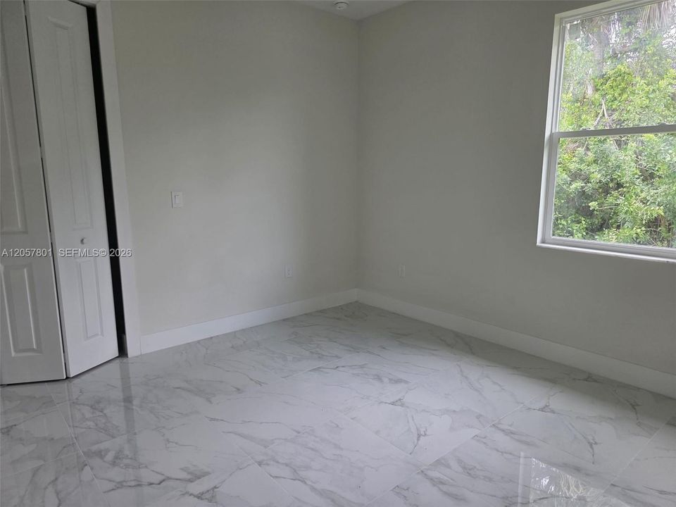 На продажу: $399,900 (4 спален, 3 ванн, 2357 Квадратных фут)