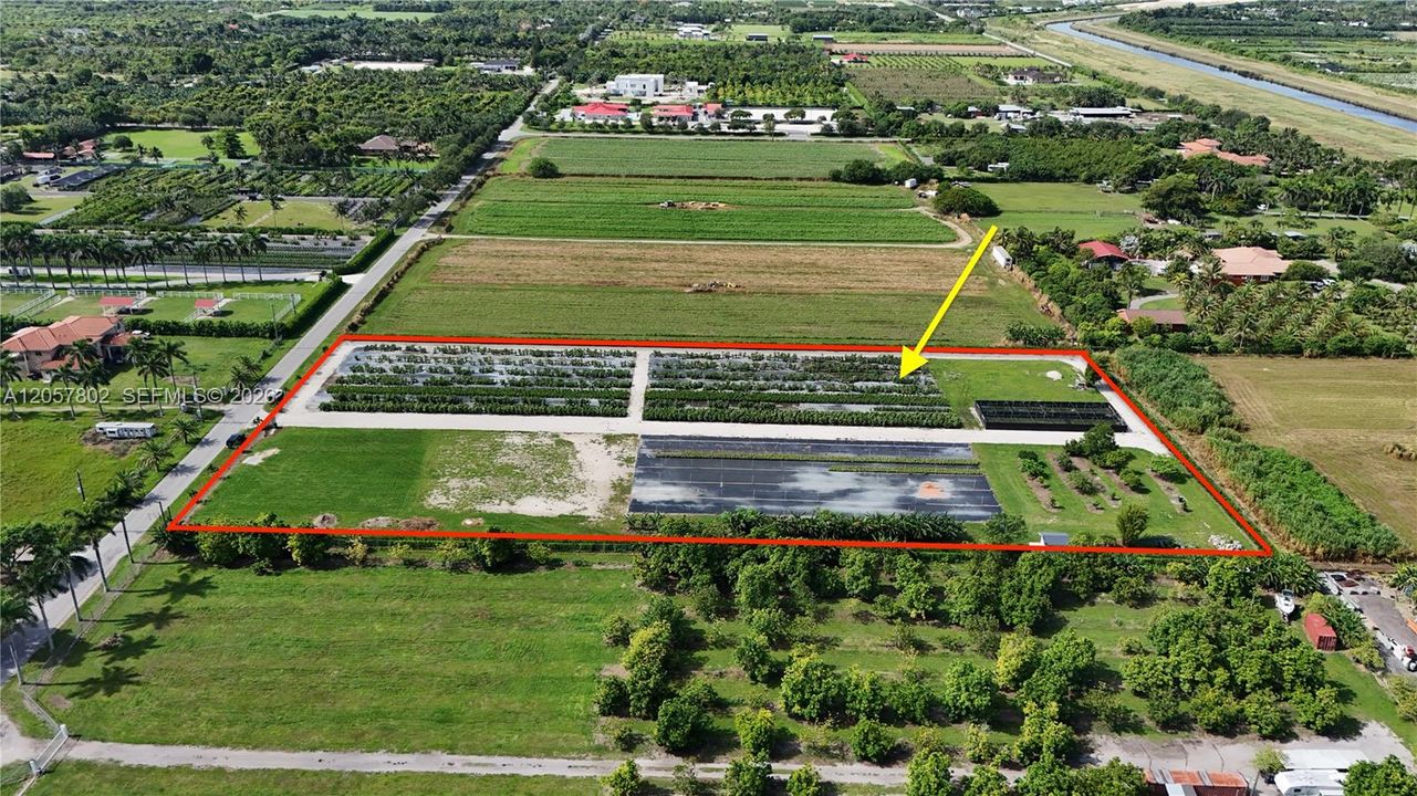 待售: $1,490,000 (5.00 acres)