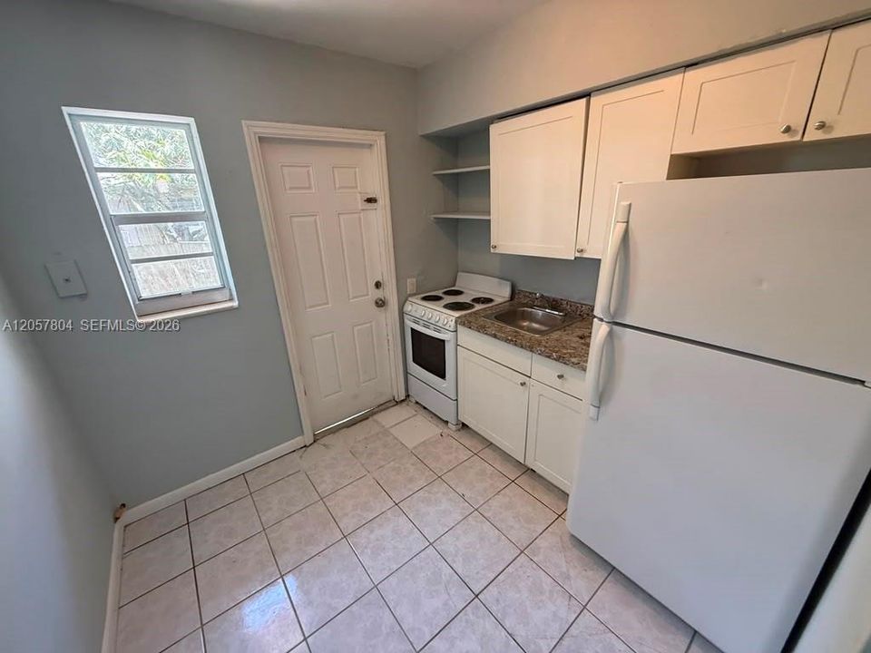 En Renta: $1,600 (1 camas, 1 baños, 1311 Pies cuadrados)