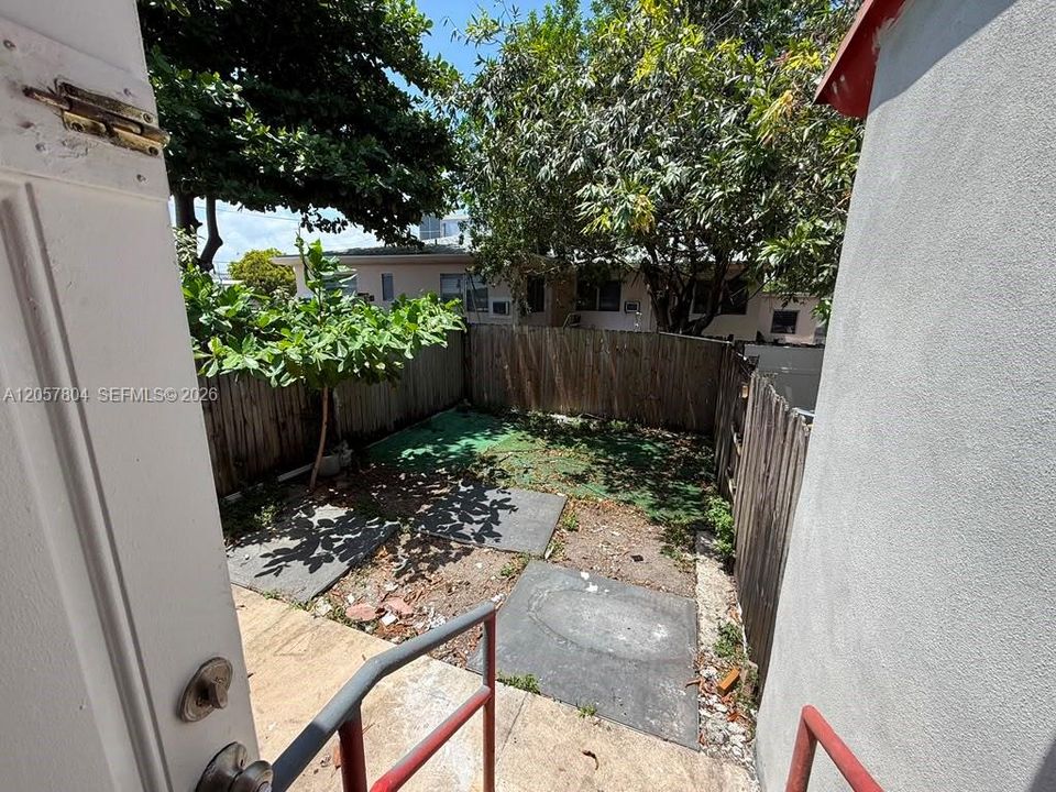 En Renta: $1,600 (1 camas, 1 baños, 1311 Pies cuadrados)