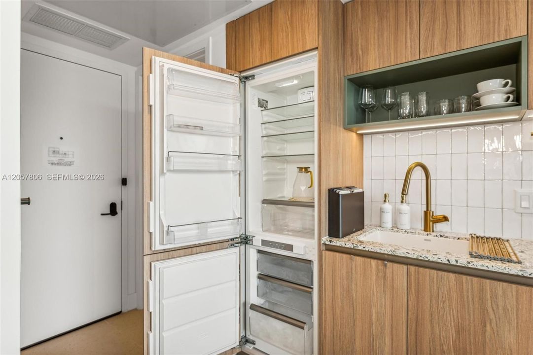 En Renta: $3,700 (0 camas, 1 baños, 367 Pies cuadrados)