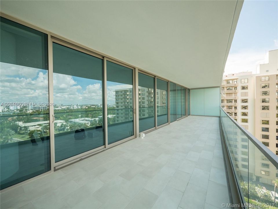 For Rent: $19,000 (2 beds, 2 baths, 1704 Square Feet)