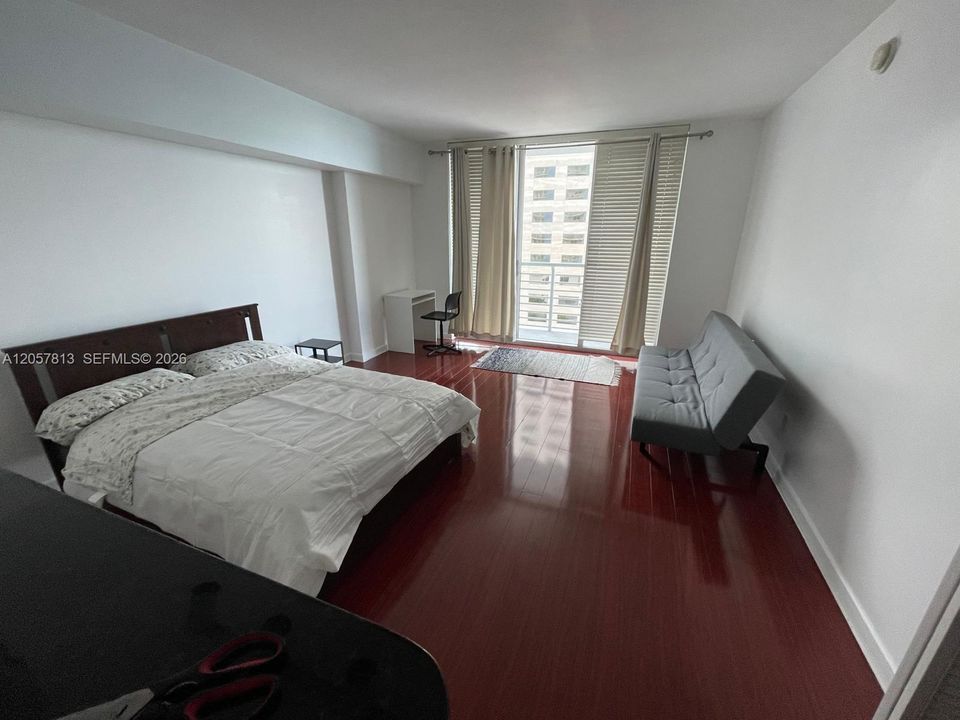 В аренду: $2,300 (0 спален, 1 ванн, 507 Квадратных фут)