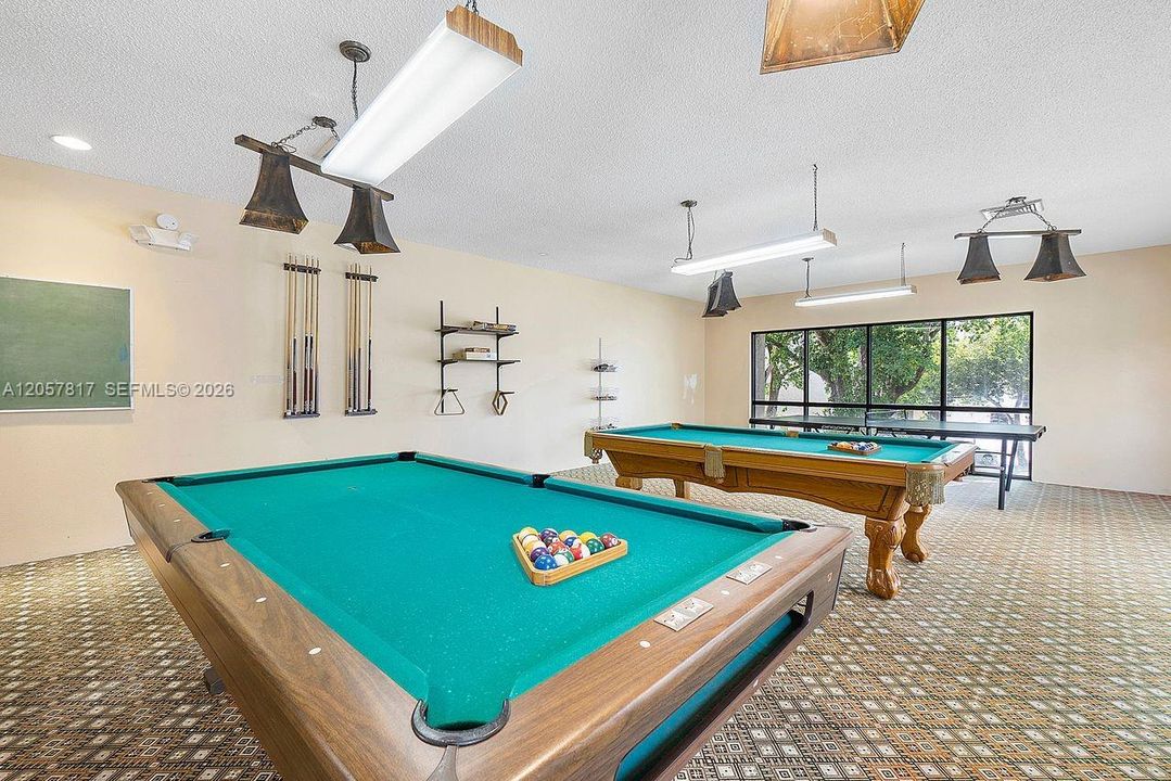 For Sale: $187,500 (2 beds, 2 baths, 1120 Square Feet)
