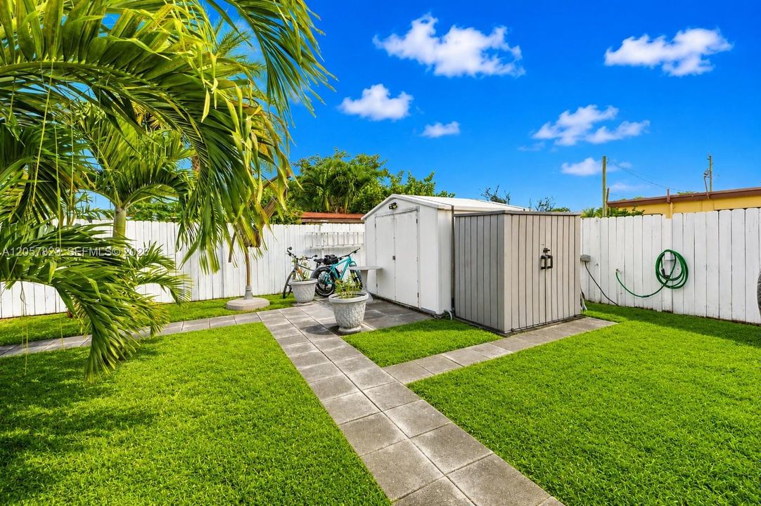 En Venta: $489,000 (2 camas, 1 baños, 844 Pies cuadrados)