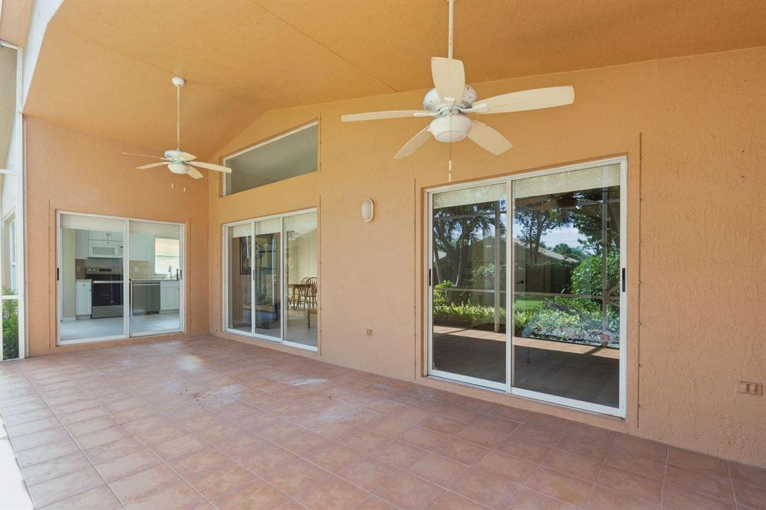 Screened In Patio Lanai