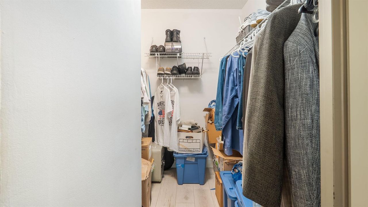 Walk In Closet