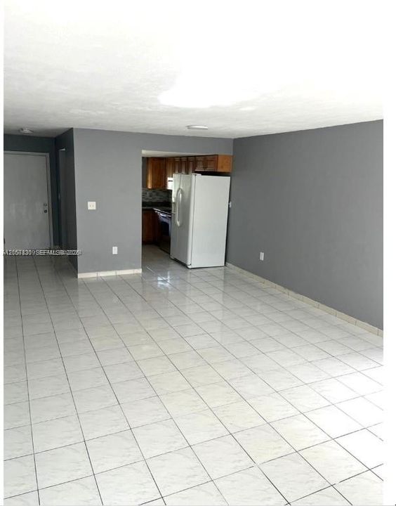 В аренду: $2,500 (2 спален, 2 ванн, 1009 Квадратных фут)