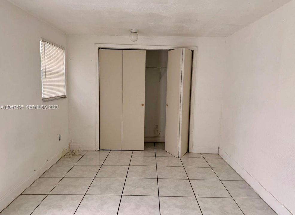 En Renta: $1,450 (1 camas, 1 baños, 2556 Pies cuadrados)