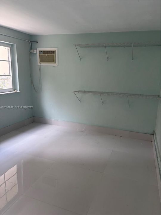 Converted garage, separate entrance