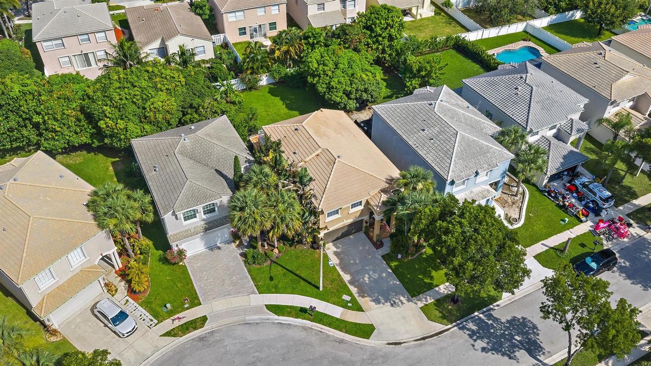 1267 Gembrook Ct-23