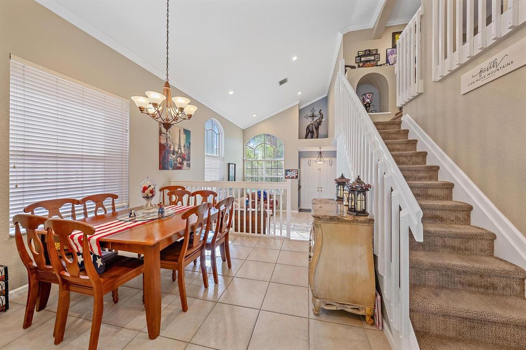 1267 Gembrook Ct-2