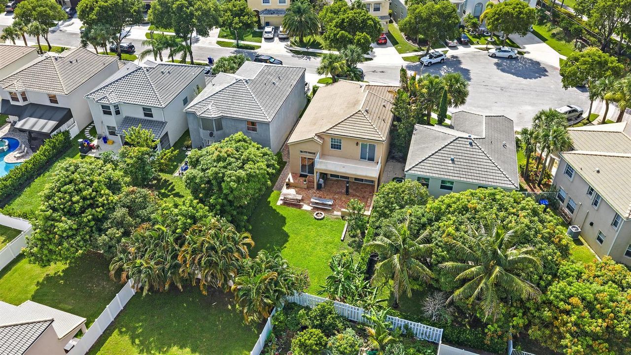 1267 Gembrook Ct-30