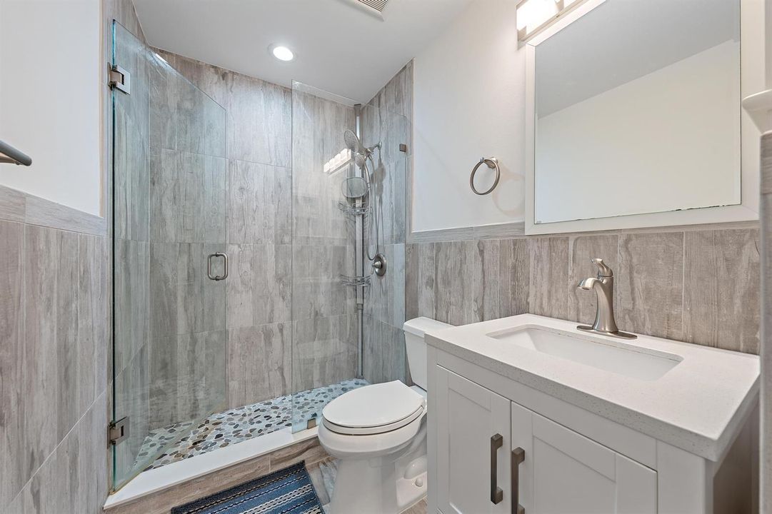 1267 Gembrook Ct-11