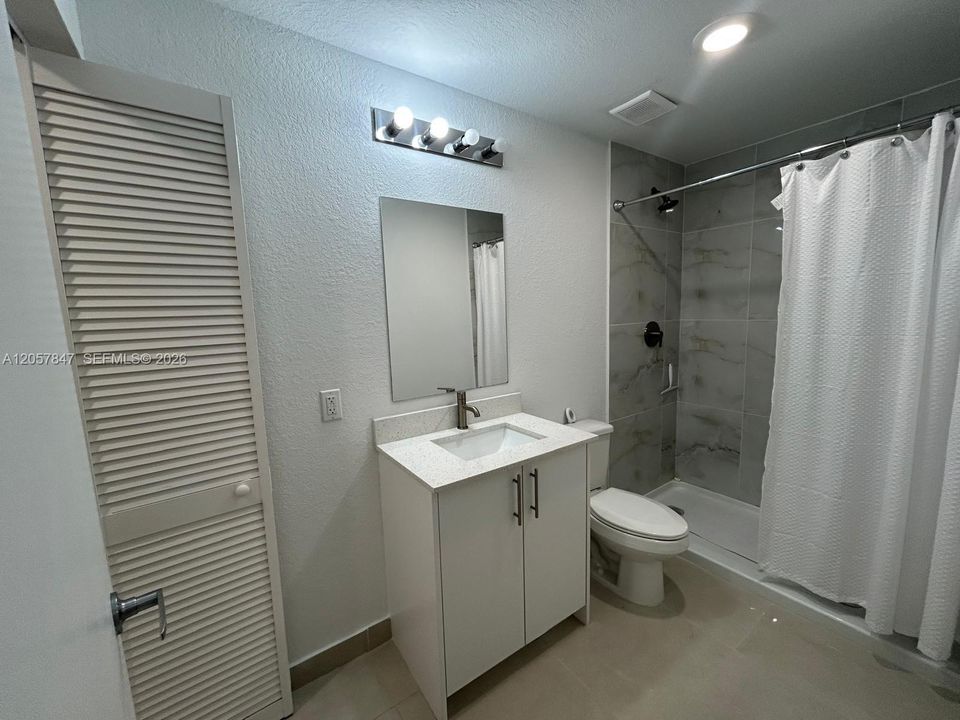 В аренду: $900 (1 спален, 1 ванн, 200 Квадратных фут)