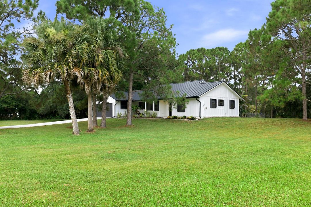 FRONT EXTERIOR